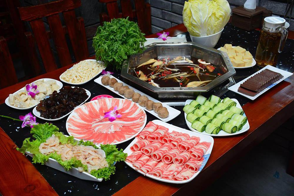 火锅配菜有哪些（肉类、水产、蔬菜等）