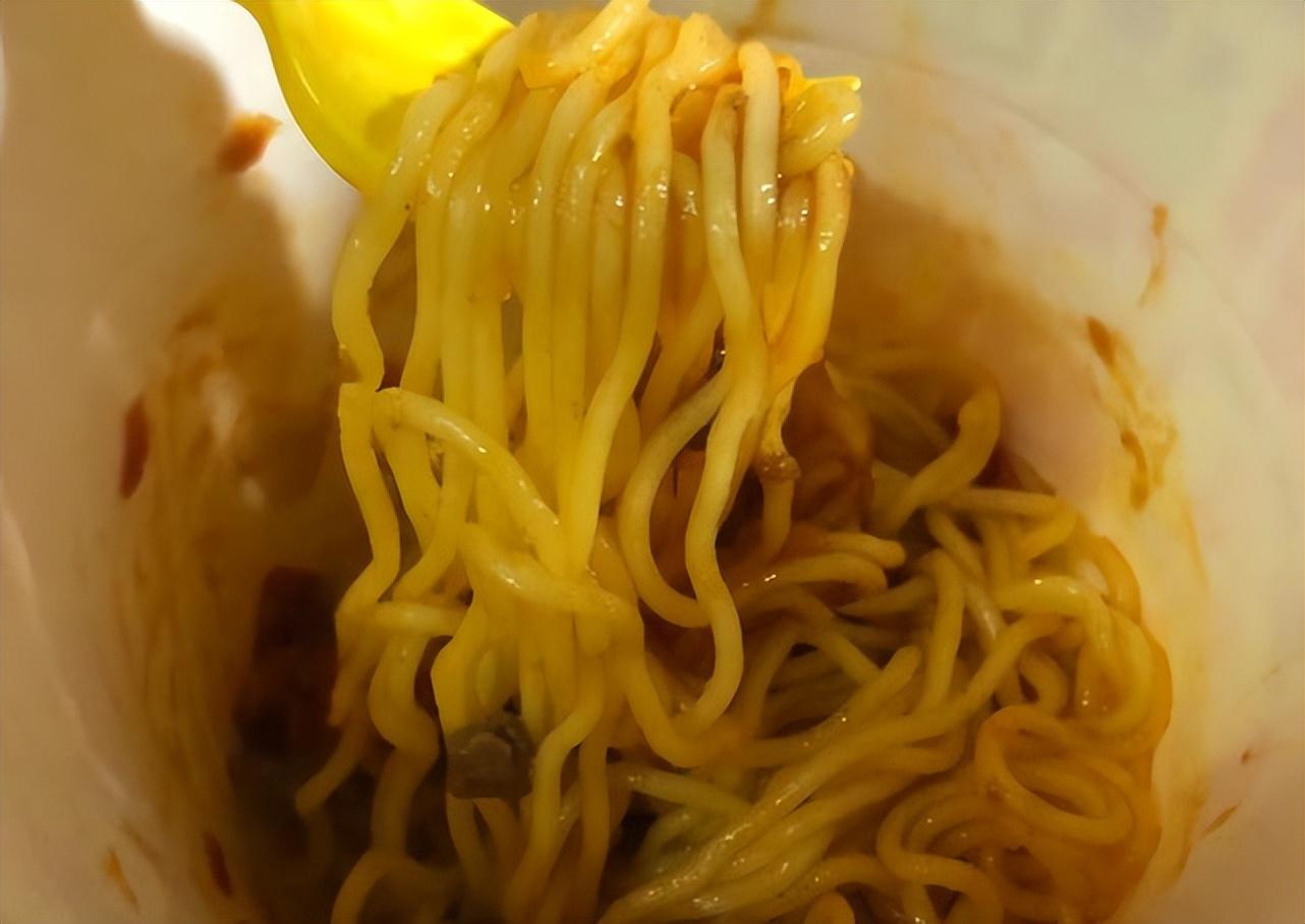 日清芝士培根意面